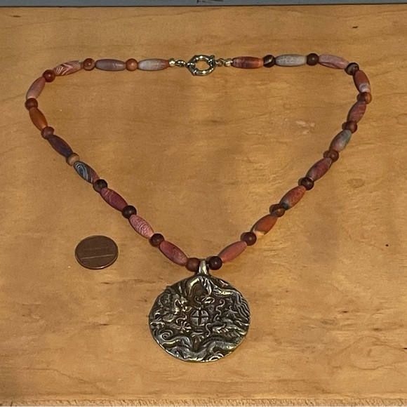 Tibetan Agate and Double Dragon Necklace-NWOT - Picture 9 of 10